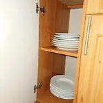 Apartment Bright And Cozy Center 1 Bedroom Ap, Free Parking! *