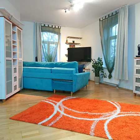 Bright And Cozy Center 1 Bedroom Ap, Free Parking! Таллінн