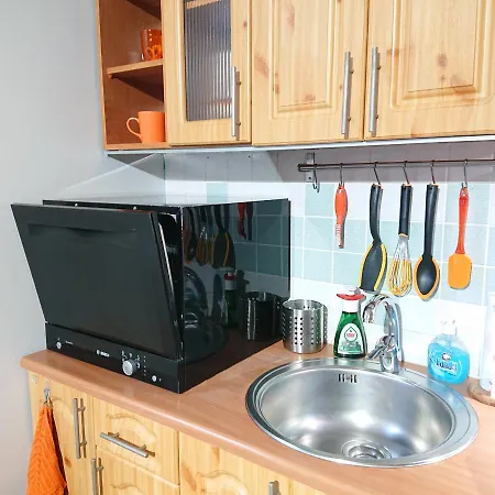 Bright And Cozy Center 1 Bedroom Ap, Free Parking! 탈린