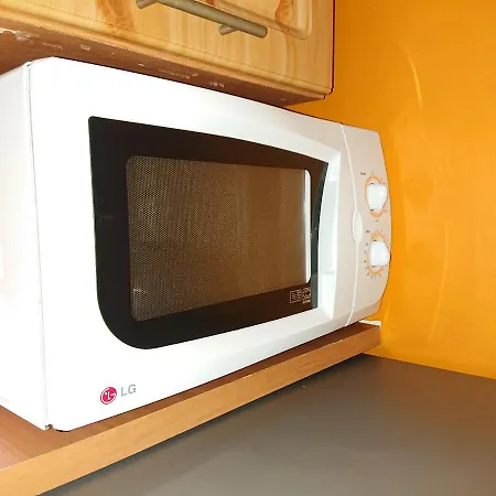 Bright And Cozy Center 1 Bedroom Ap, Free Parking! Appartamento *