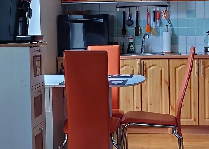 Bright And Cozy Center 1 Bedroom Ap, Free Parking! * Tallinn