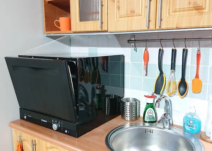 Bright And Cozy Center 1 Bedroom Ap, Free Parking! Таллин